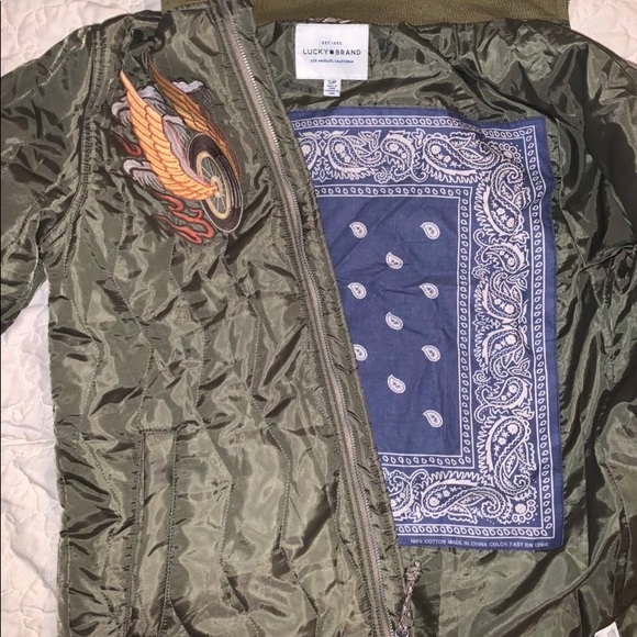 Limited edition embroidered triumph tiger jacket - Picture 6 of 7